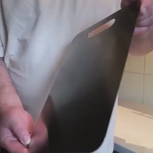 Prémiové kuchyňské prkénko z potravinářského materiálu – hygienické, odolné a snadno čistitelné