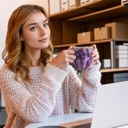 Vintage ručně malovaný elegantní křišťálový hrnek – stylový doplněk do každé domácnosti